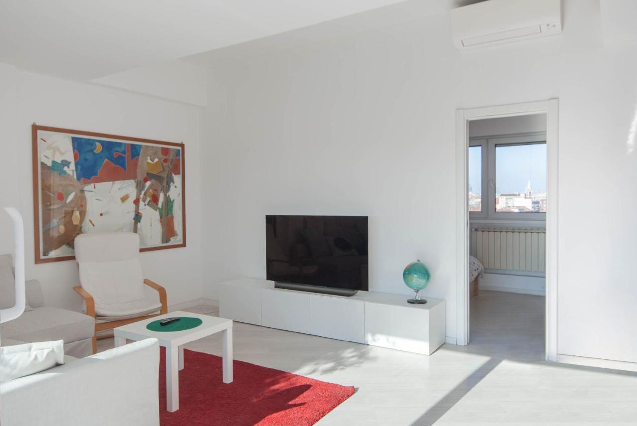 Exclusive Rooftop Apartment With Large Terrace In Solari/Tortona Mailand Exterior foto